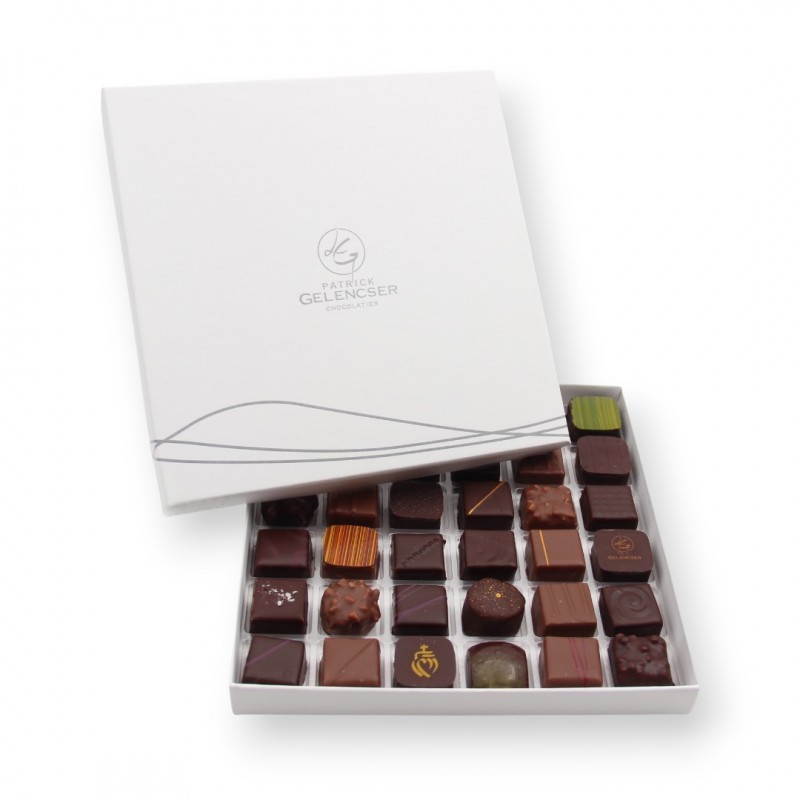 Ballotin garni de chocolats fins assortis